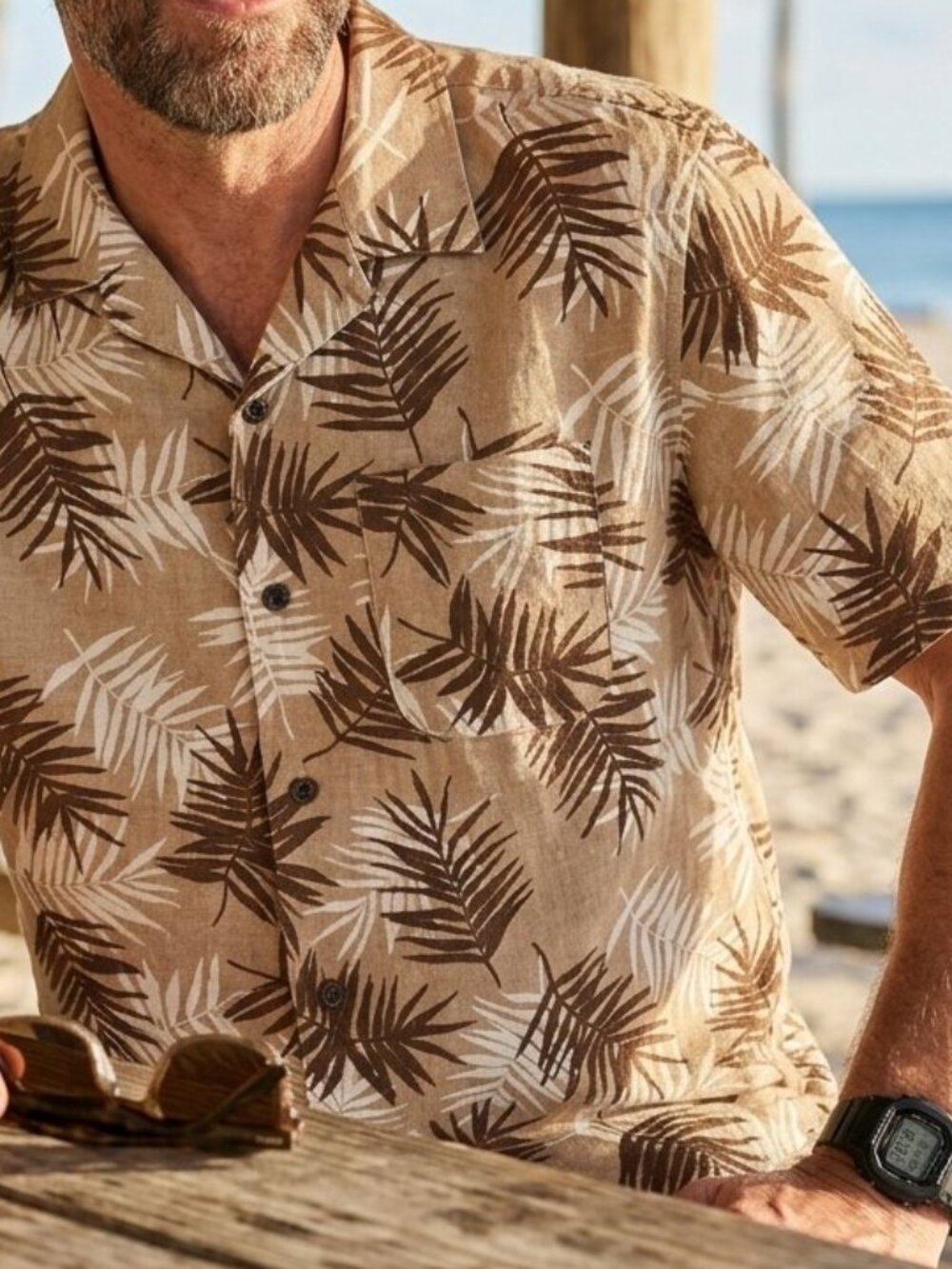 Eddie Bauer Men's Brown Button Down Short Sleeve Classic Fit Shirt Leaf Pattern